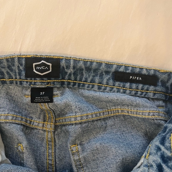 RVCA Ripped Jeans - Picture 4 of 4